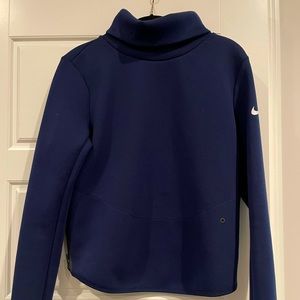 Nike Low to High Scuba Pullover